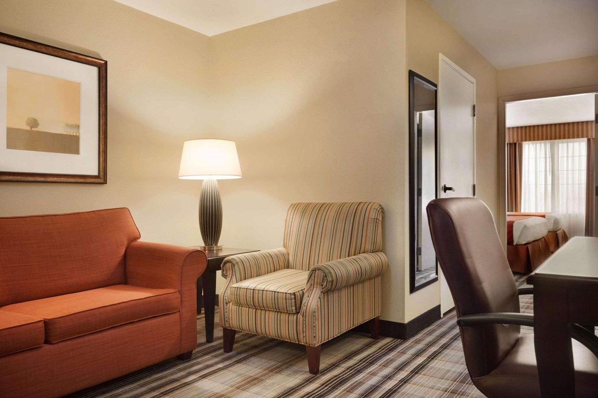 Country Inn & Suites By Radisson, Lexington, Va Экстерьер фото